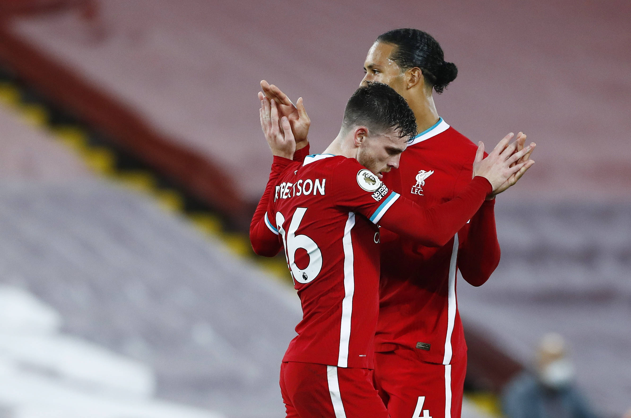 目光的同时 目光的同时